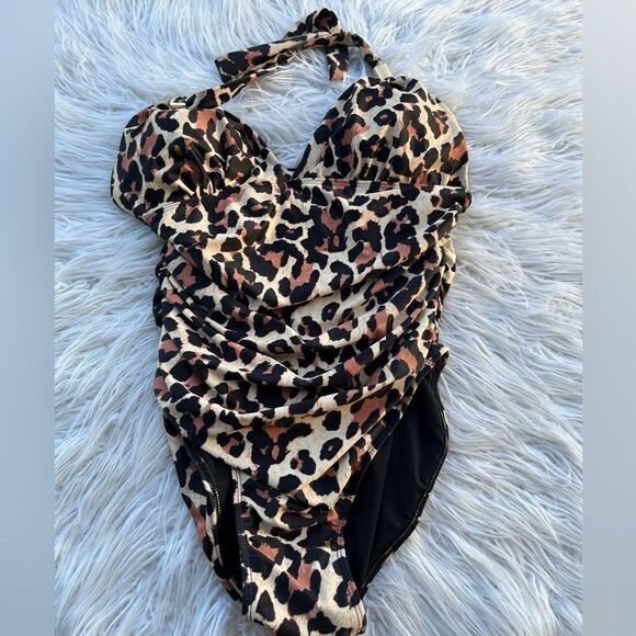 ANIMAL PRINT💫swimsuit 💫Large  - Picture 1 of 7